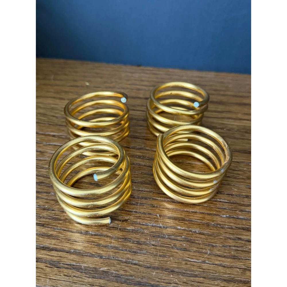 Vintage Gold Spiral Napkin Rings Set‎ of 4 Metal Coil Mid Century Table Decor